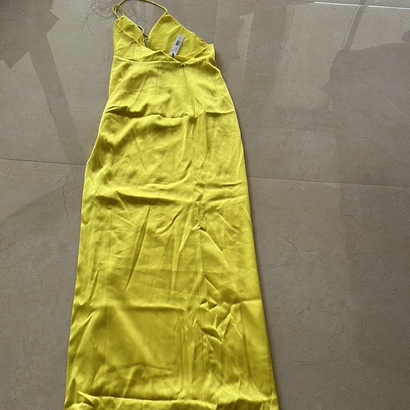 NWT Alice Olivia Women's yellow Sleeveless Slip Gown Dress Size